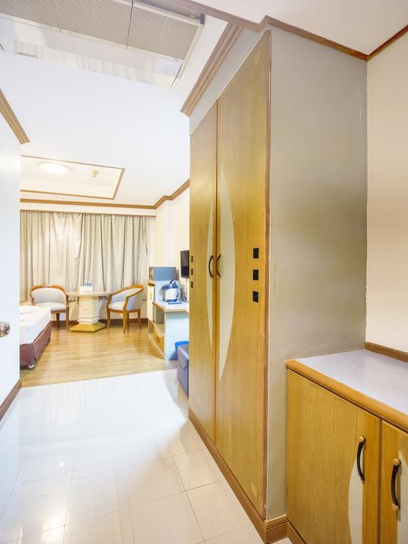 Bavana Hotel Bangkok Bagian luar foto