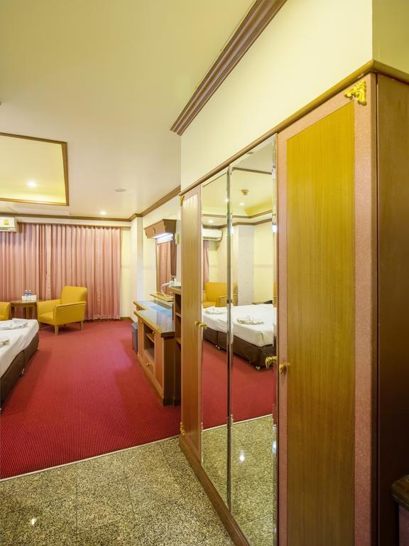 Bavana Hotel Bangkok Bagian luar foto